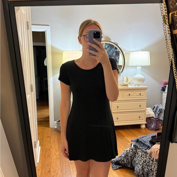 T-Shirt Dress - Picture 1 of 5